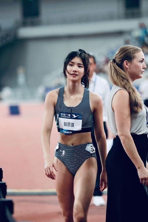 草根崛起张良黄妃儿小说完整版